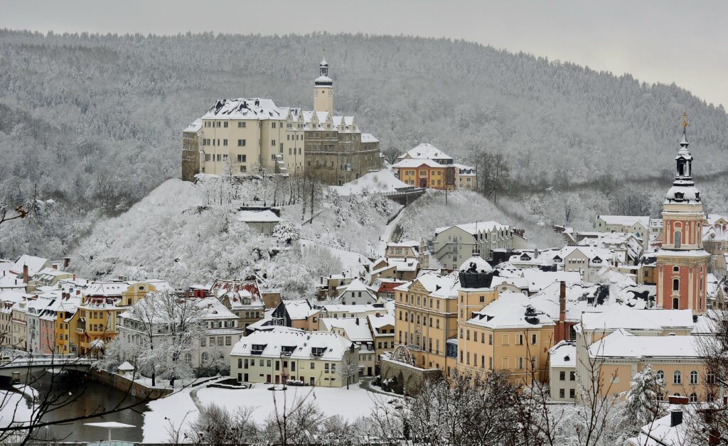 ronneburg-greiz-schloss-skyline-hausverwaltung-immobilienverwaltung-immobilien